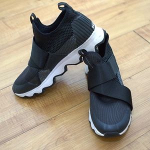 Sorel Kinetic Sneaker Size 7.5